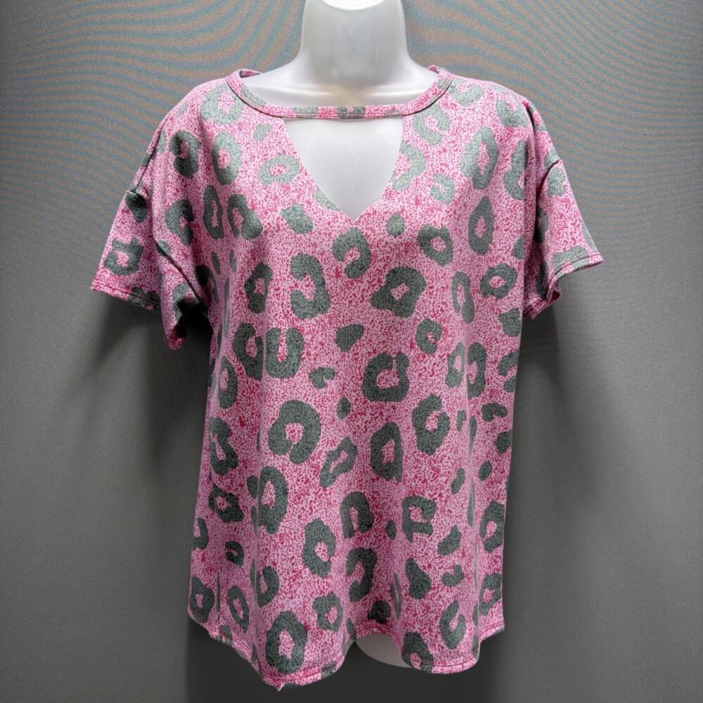 BiBi Boutique Women's Dusty Pink Leopard Short Sleeves Top Size Small Made USA